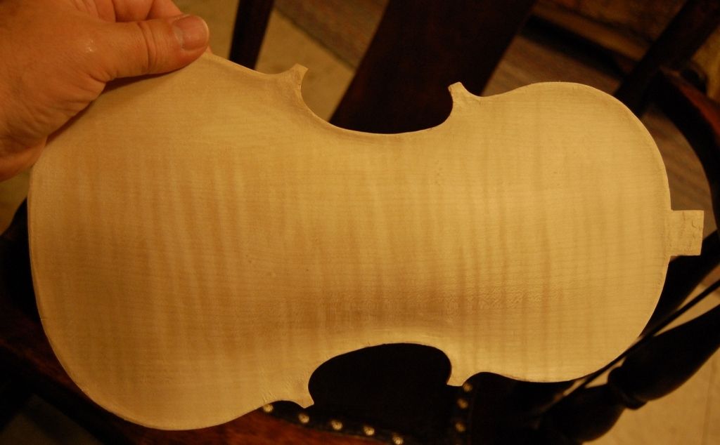 July 3rd status Guarneri-model violin back