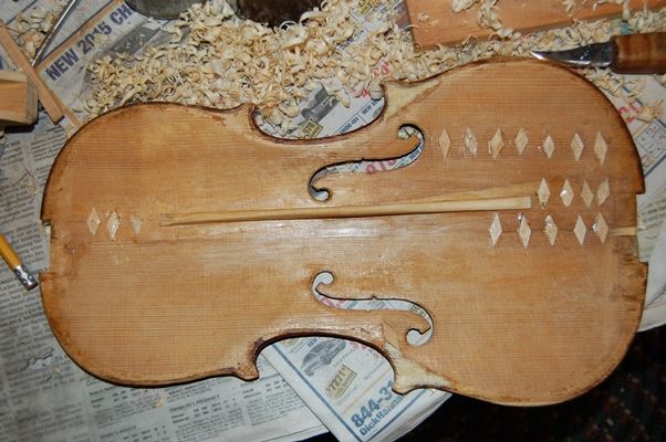 New bass-bar, glued and trimmed.