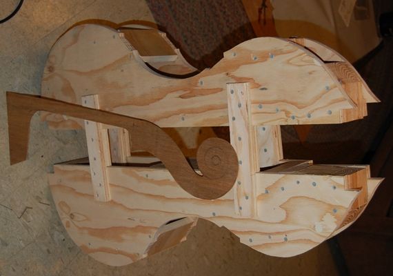 Bass mold with neck template.