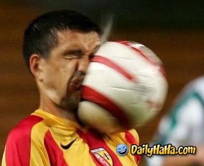 Funny Pictures Soccer Players. wich soccer player looks the