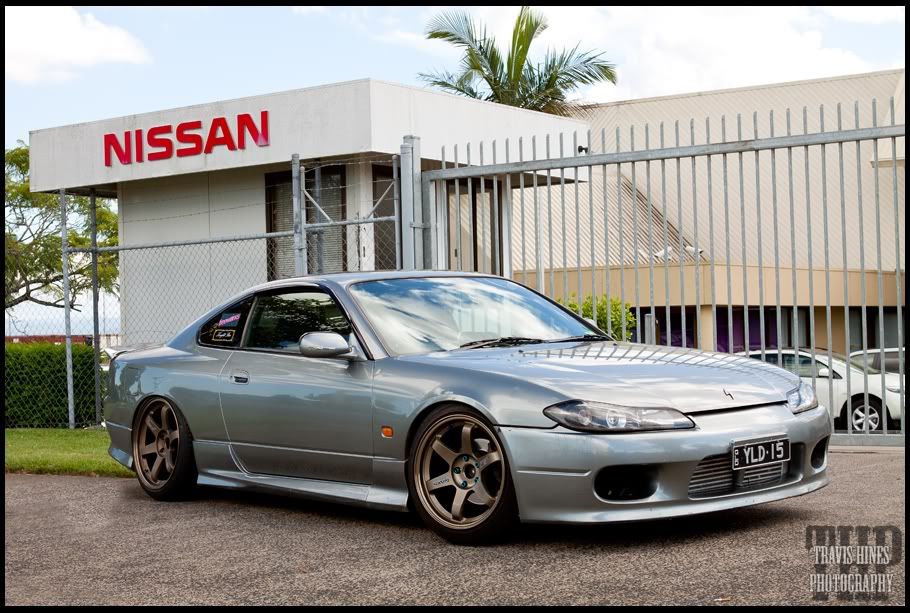 IMAGE: http://i204.photobucket.com/albums/bb265/8lueoval/Dans%20S15%20Drift%20Car/IMG_0045.jpg