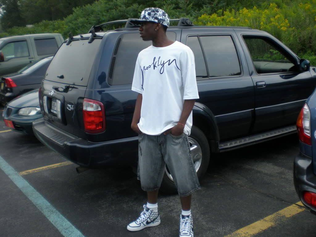 http://i204.photobucket.com/albums/bb54/djulien_2007/P8240085.jpg
