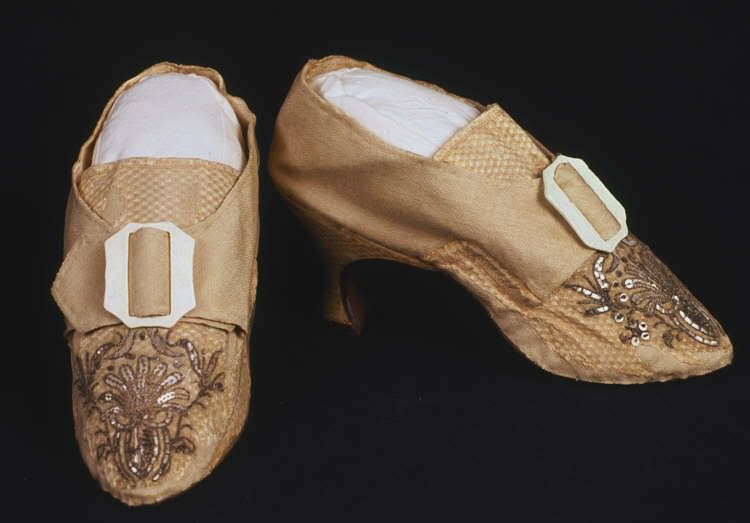 18thc-shoe.jpg