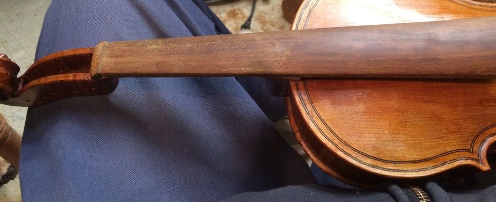 Ipe nut and fingerboard of the Five-String Fiddle