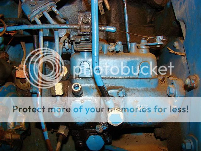 Ford 3600 tractor fuel injector pump #4